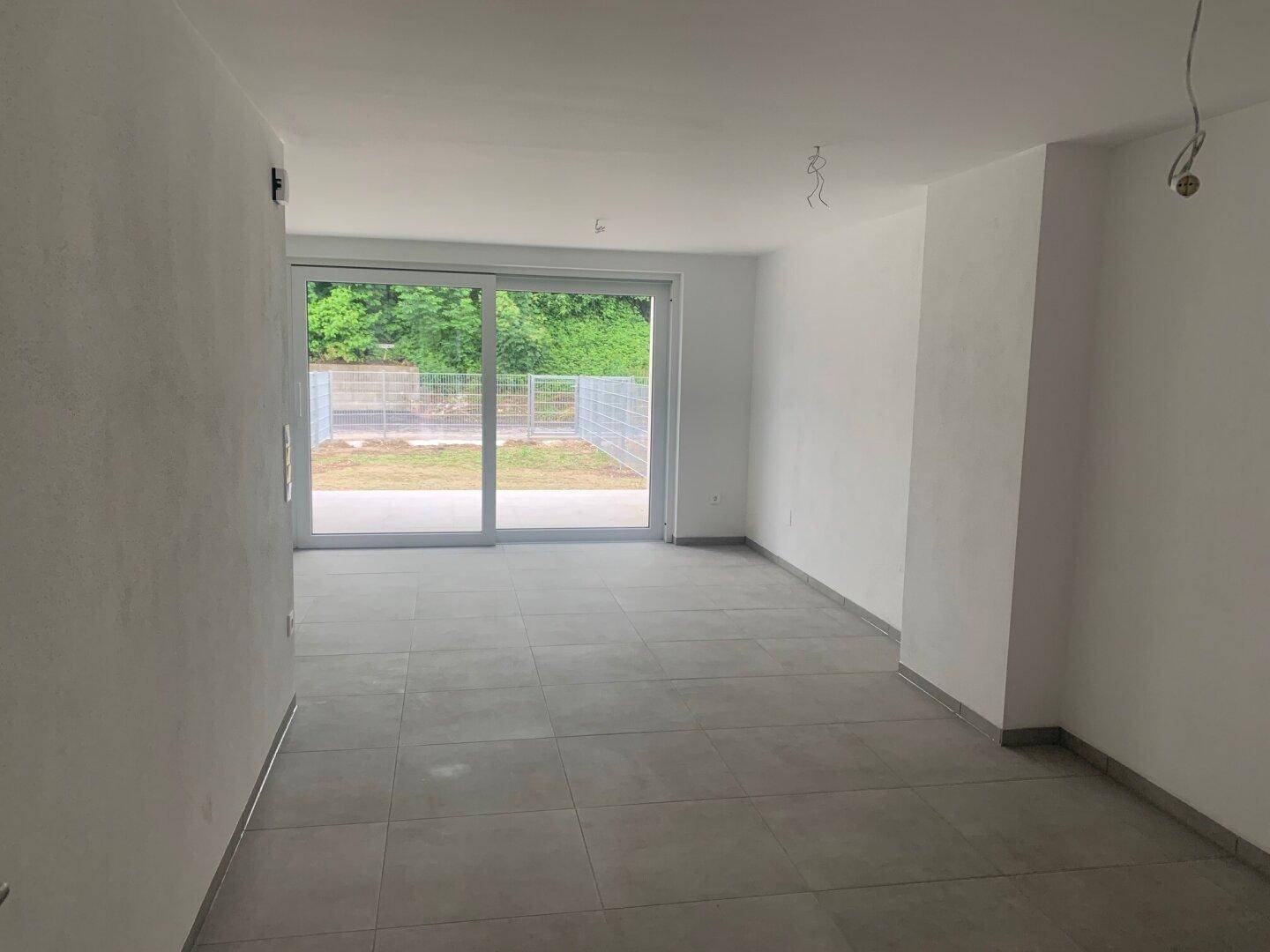 Gut vermietete Erstbezugs-Maisonettewohnung mit überdachter Terrasse und Garage - Ansicht 5