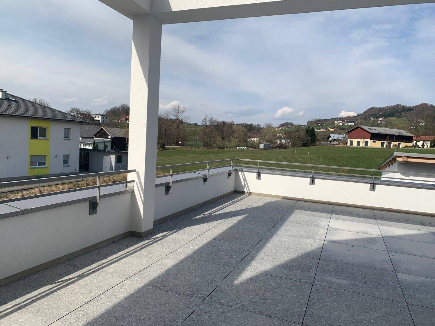 Erstbezug mit hochwertiger Ausstattung - Büro-/Praxisfläche in Frankenburg - Ansicht 2