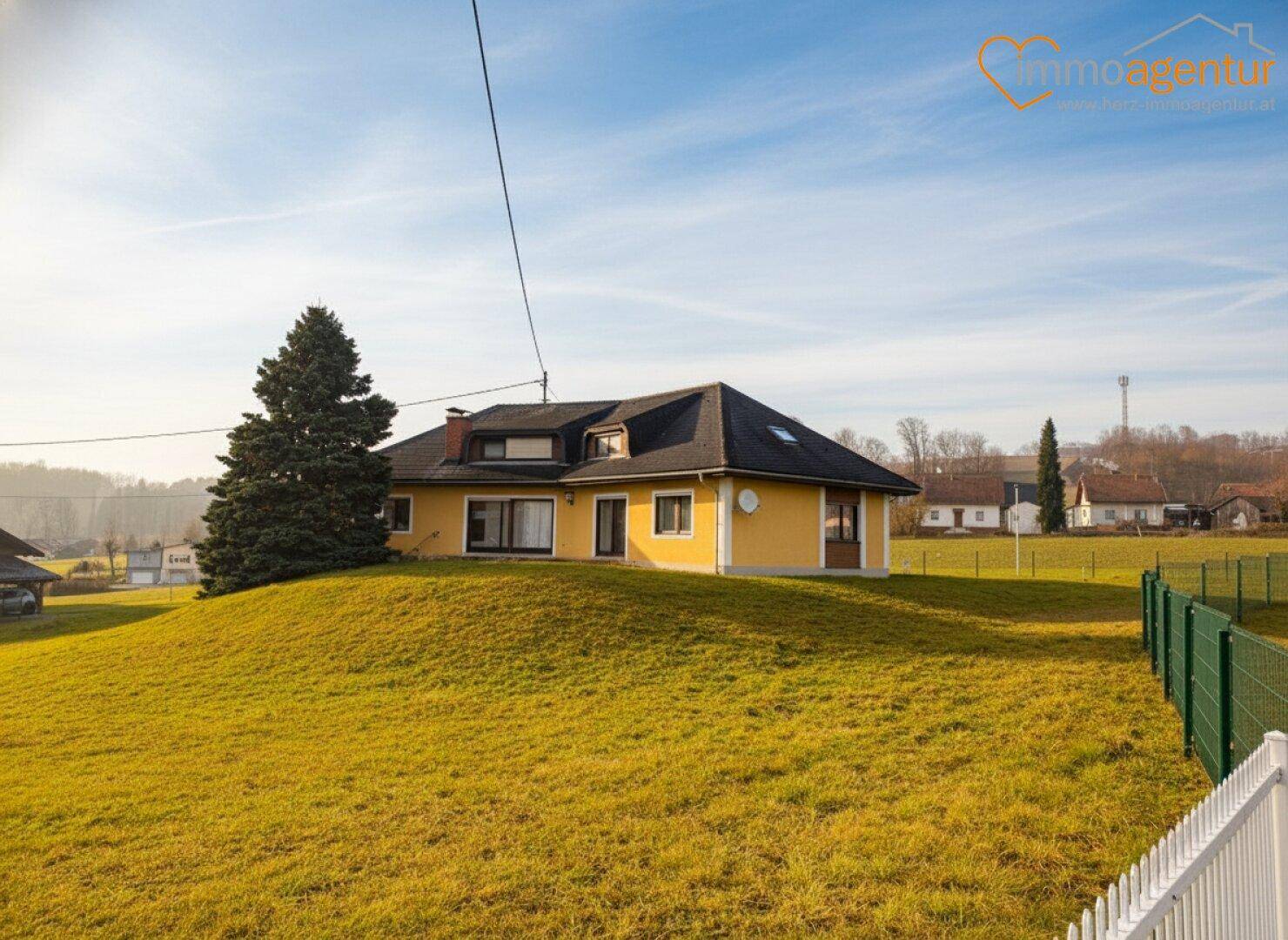 Großzügiges Landhaus mit wertvoller Grundstücksreserve im Bezirk Schärding - Widok 3
