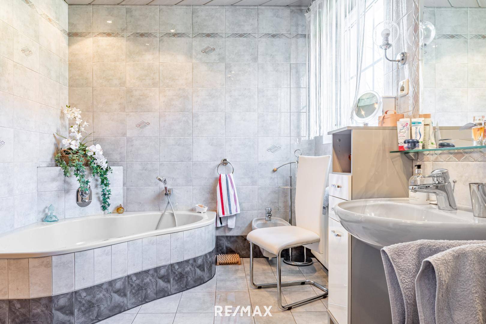 Badezimmer EG