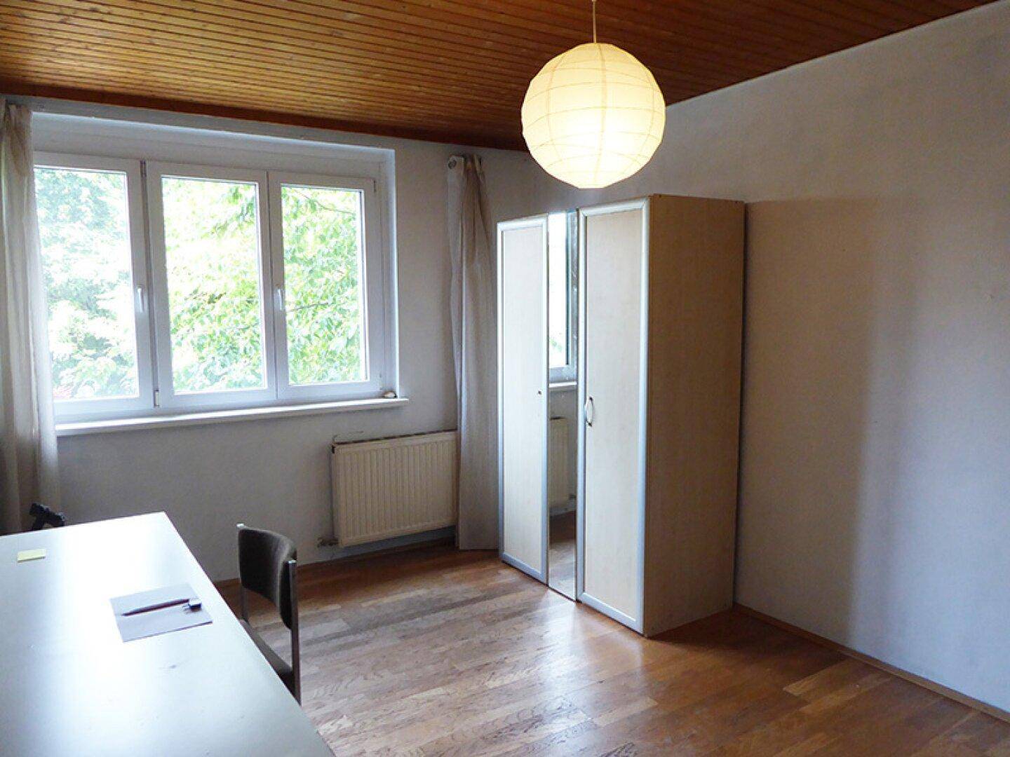 Günstige 4,5-Zimmer-Wohnung mit Süd-Loggia - Widok 3