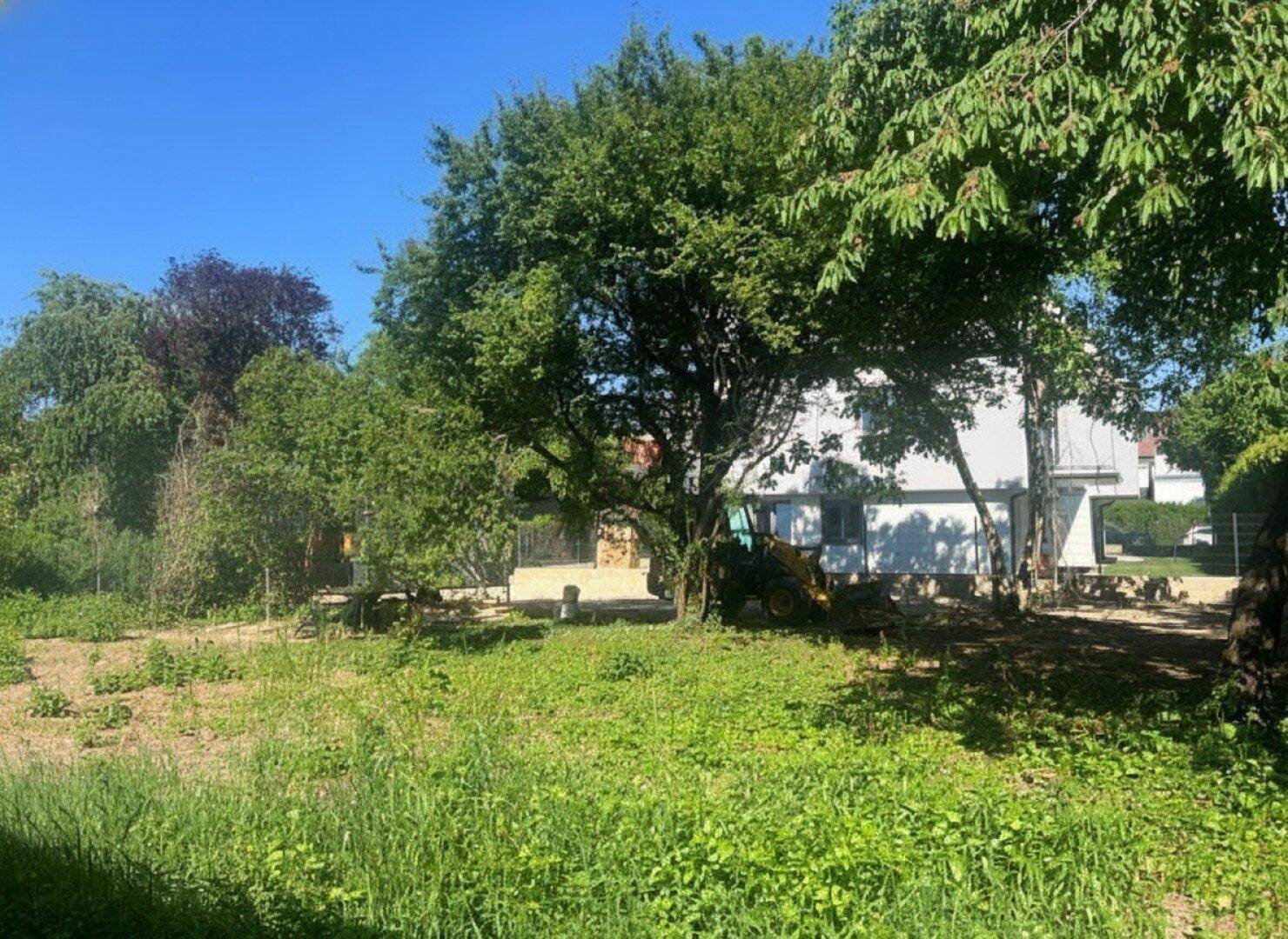 Schöner Baugrund für EFH, Doppelhaus oder kleines Mehrparteienhaus - Ansicht 4