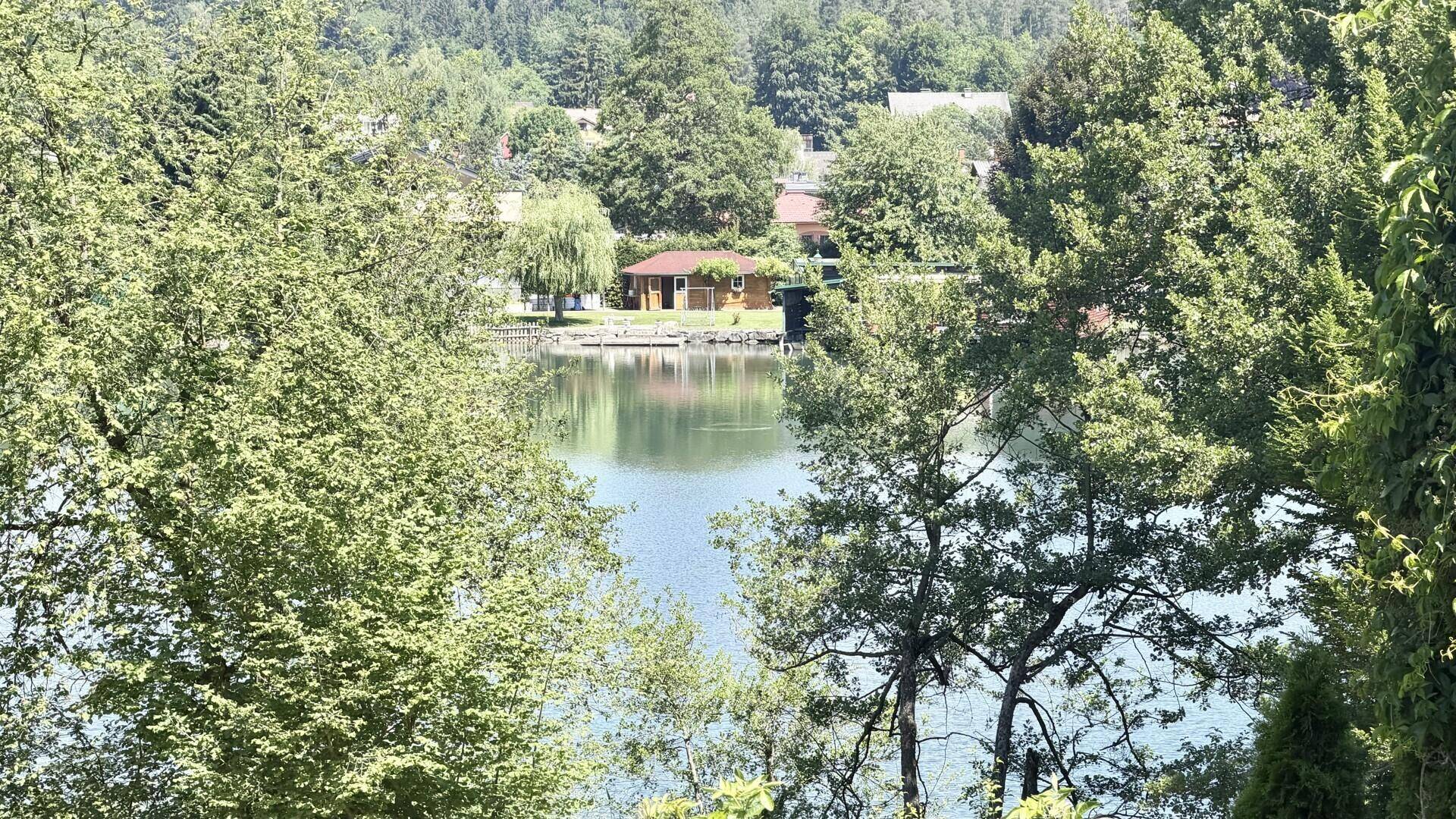 Velden am Wörthersee: Einfamilienhaus (112 qm) mit Nebengebäude &amp; zusätzlicher 2-ZI-Wohnung (60 qm) - Widok 4