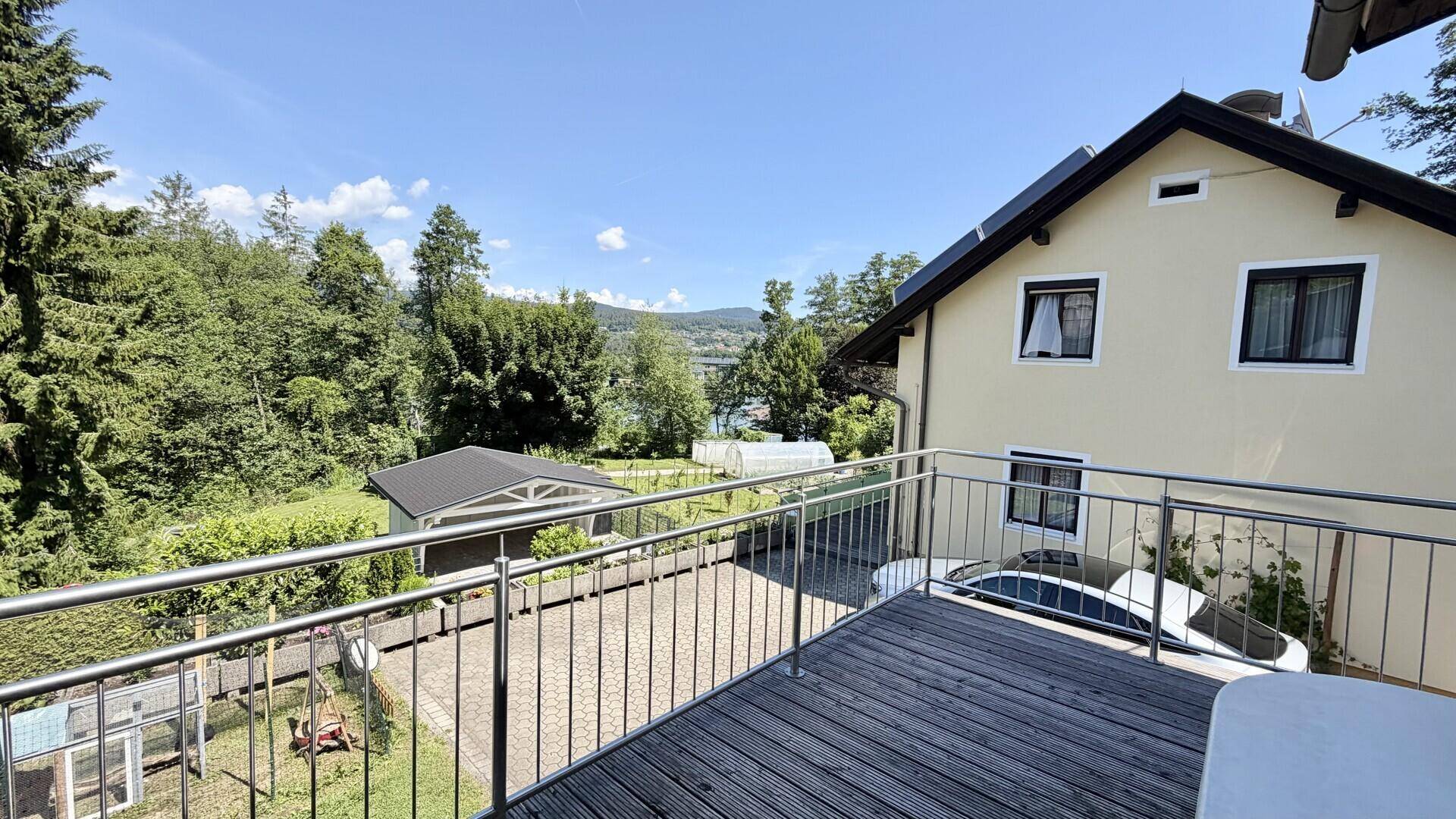 Velden am Wörthersee: Einfamilienhaus (112 qm) mit Nebengebäude &amp; zusätzlicher 2-ZI-Wohnung (60 qm) - Widok 3