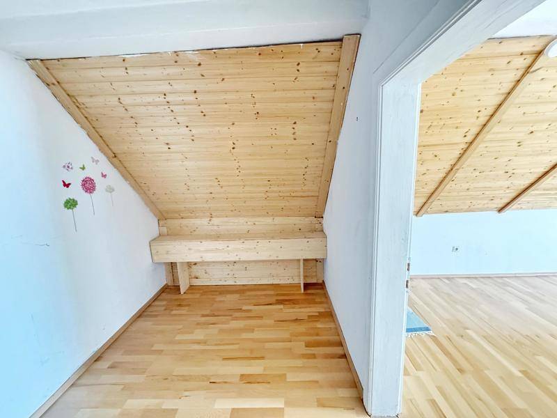 begehbarer Schrank für Schlafzimmer Nr. 2