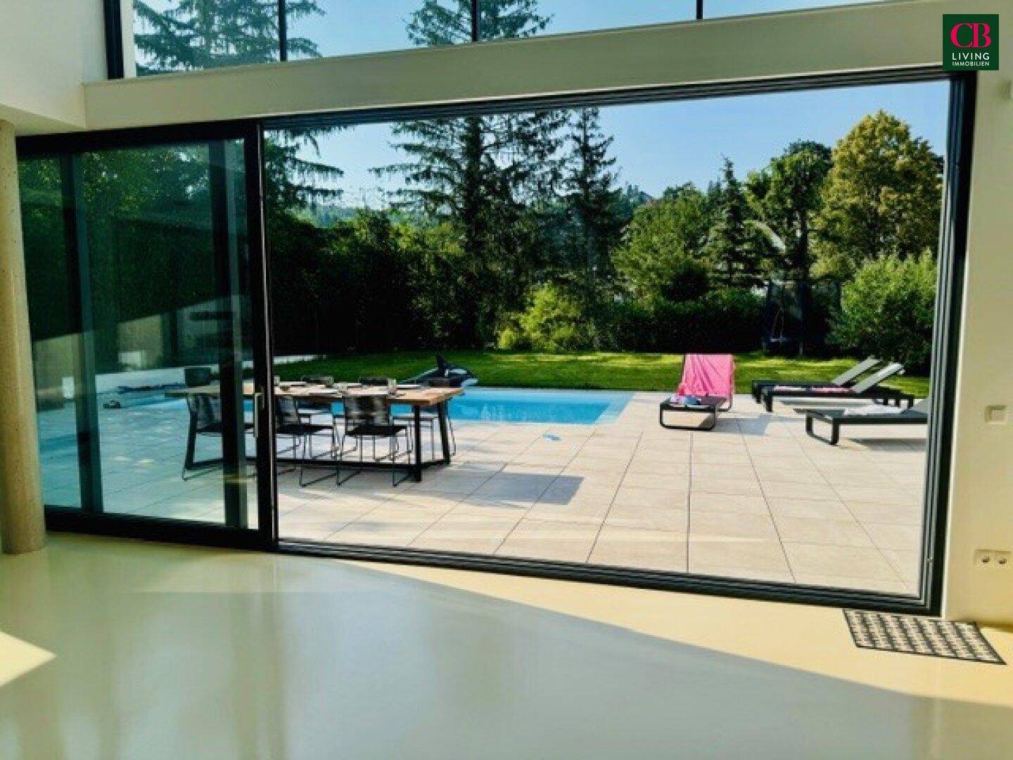 MÖBLIERTE, EXKLUSIVE VILLA MIT POOL - Ansicht 2
