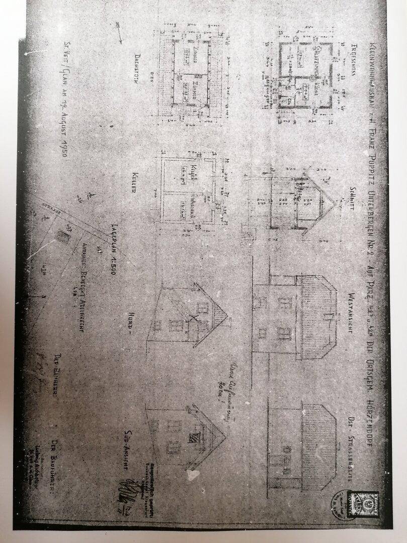 Historischer Bauplan eines Kleinwohnhauses aus dem Jahr 1950 mit Grundrissen und Ansichten.