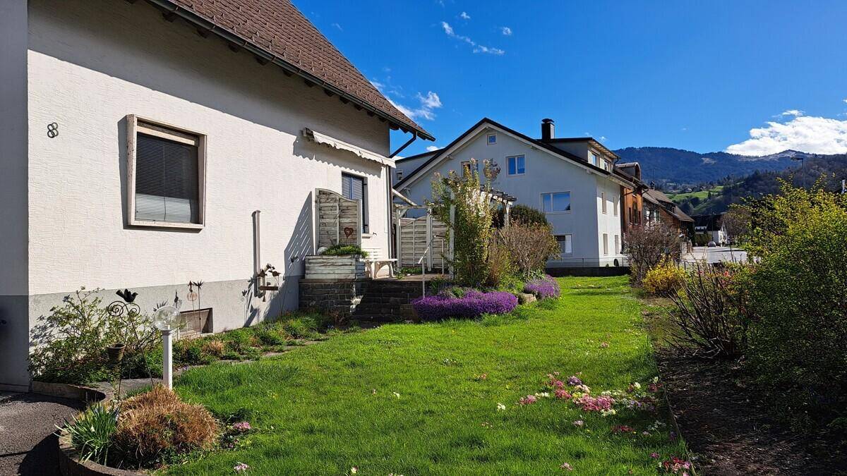Älteres Haus mit großem, sehr schönem Grundstück in Dornbirn / Hatlerdorf – pohled 4