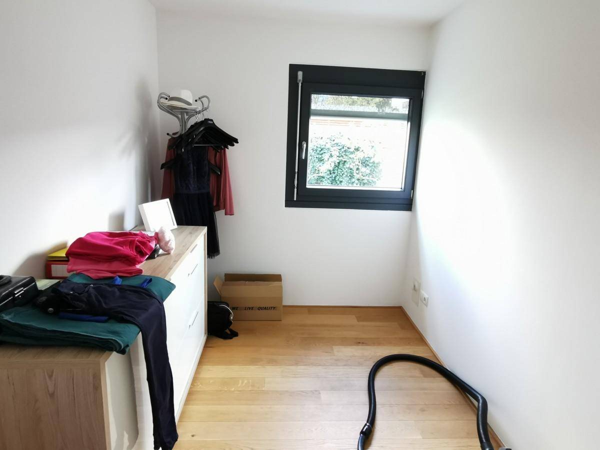 Kleines weiteres Zimmer