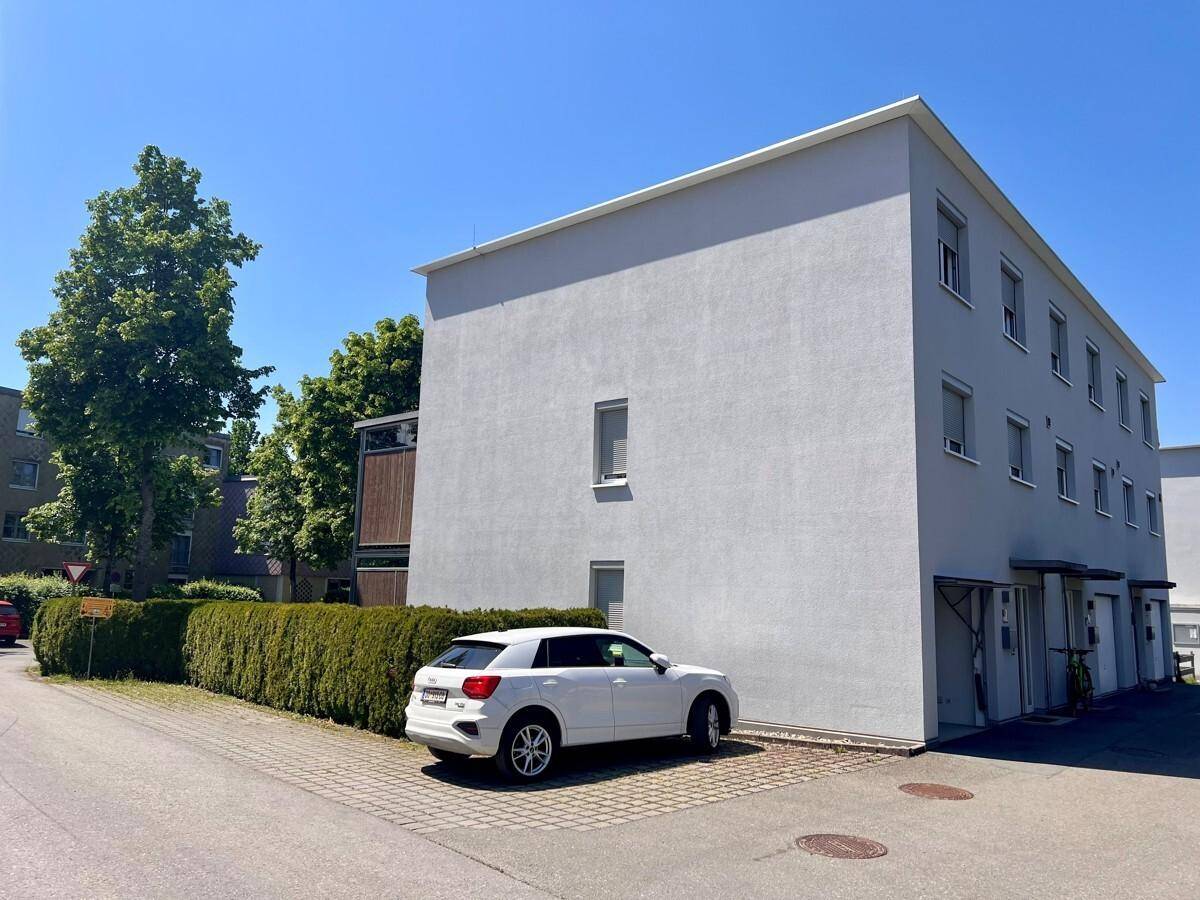 zusätzliche Parkfläche