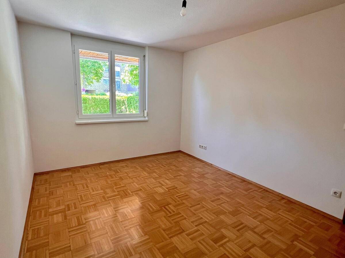 Zimmer im Erdgeschoß