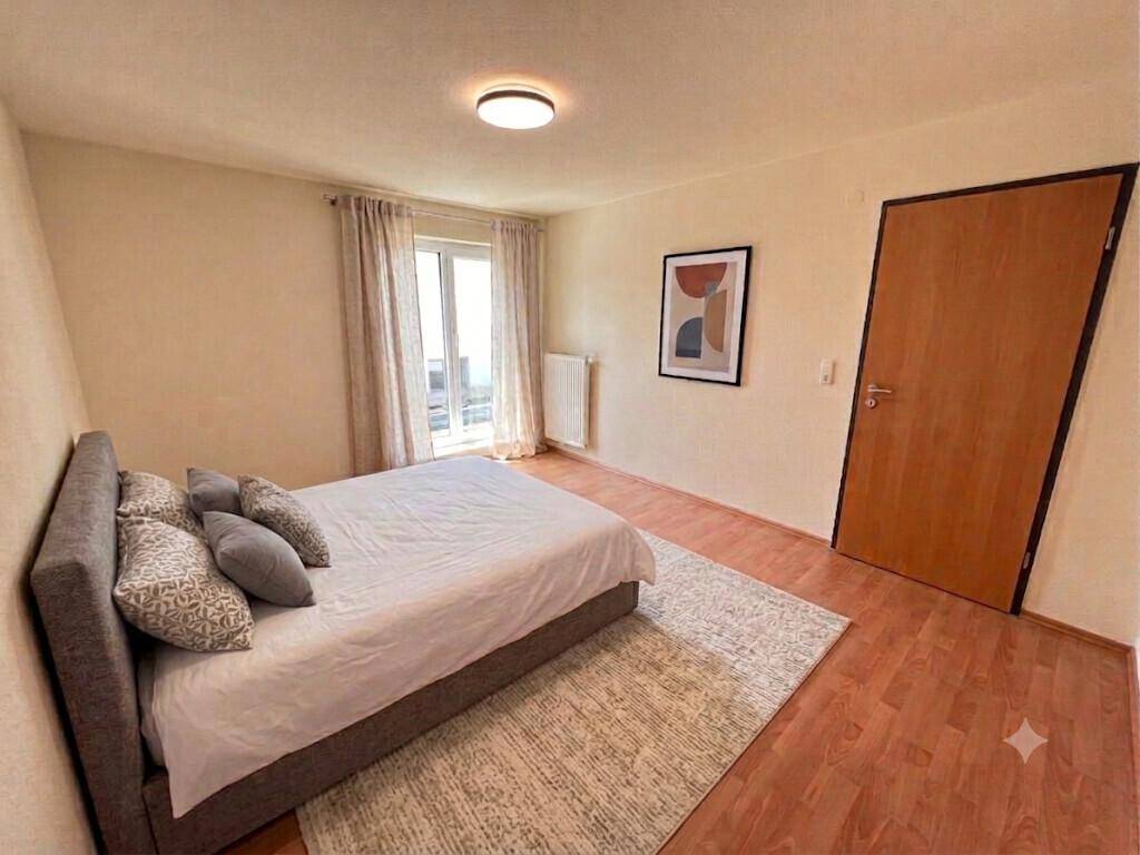 Großzügiges Wohnen zu einem unschlagbaren Preis4,5-Zimmer-Wohnung in Höchst - Mehr