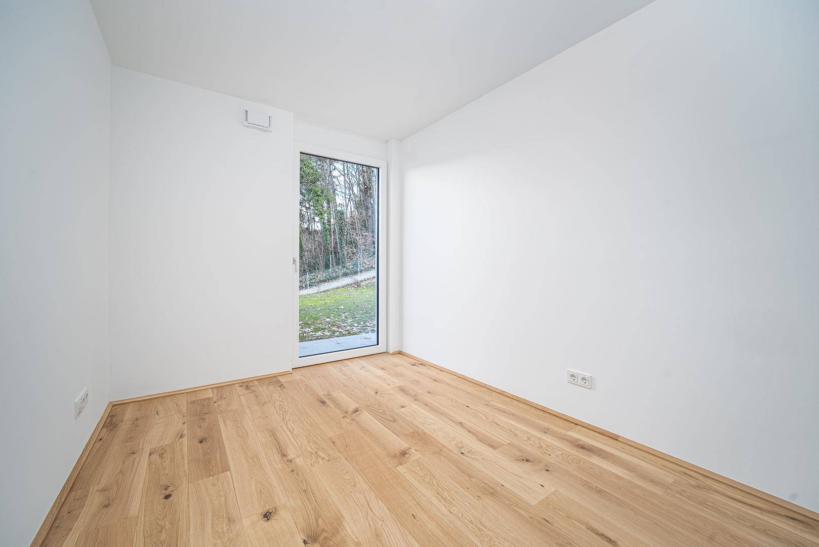 ERSTBEZUG: Idyllische 3-Zimmer-Terrassen-Gartenwohnung - Mehr