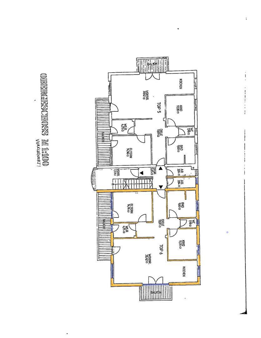 Grundriss des Obergeschosses mit mehreren Wohneinheiten und Balkonen.