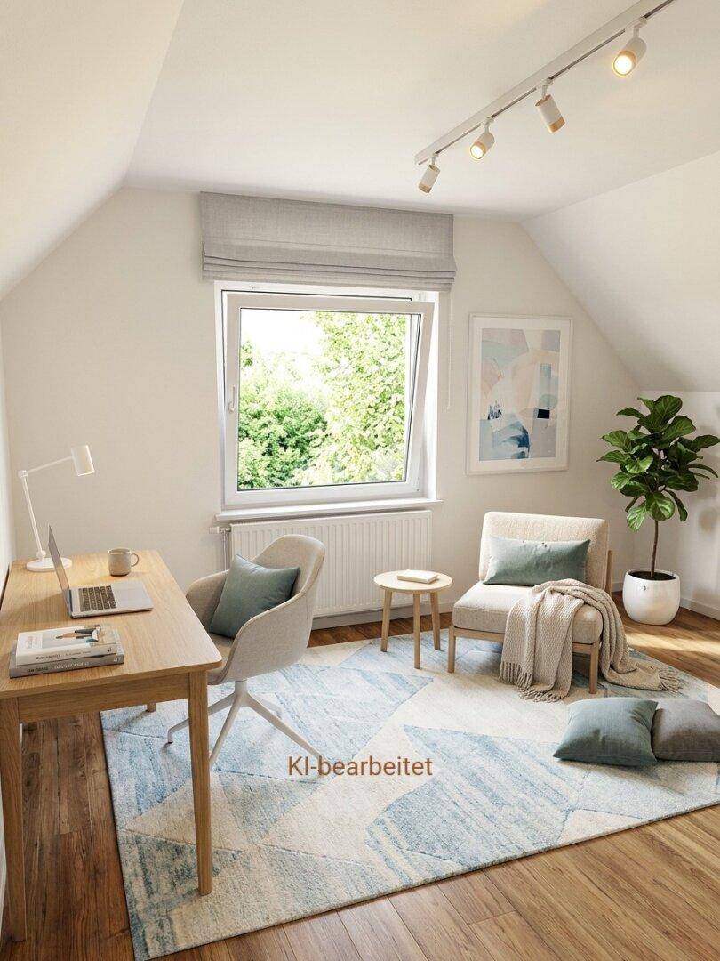 Modernes Home-Office mit Schreibtisch, Stuhl und Blick ins Grüne durch das Fenster.