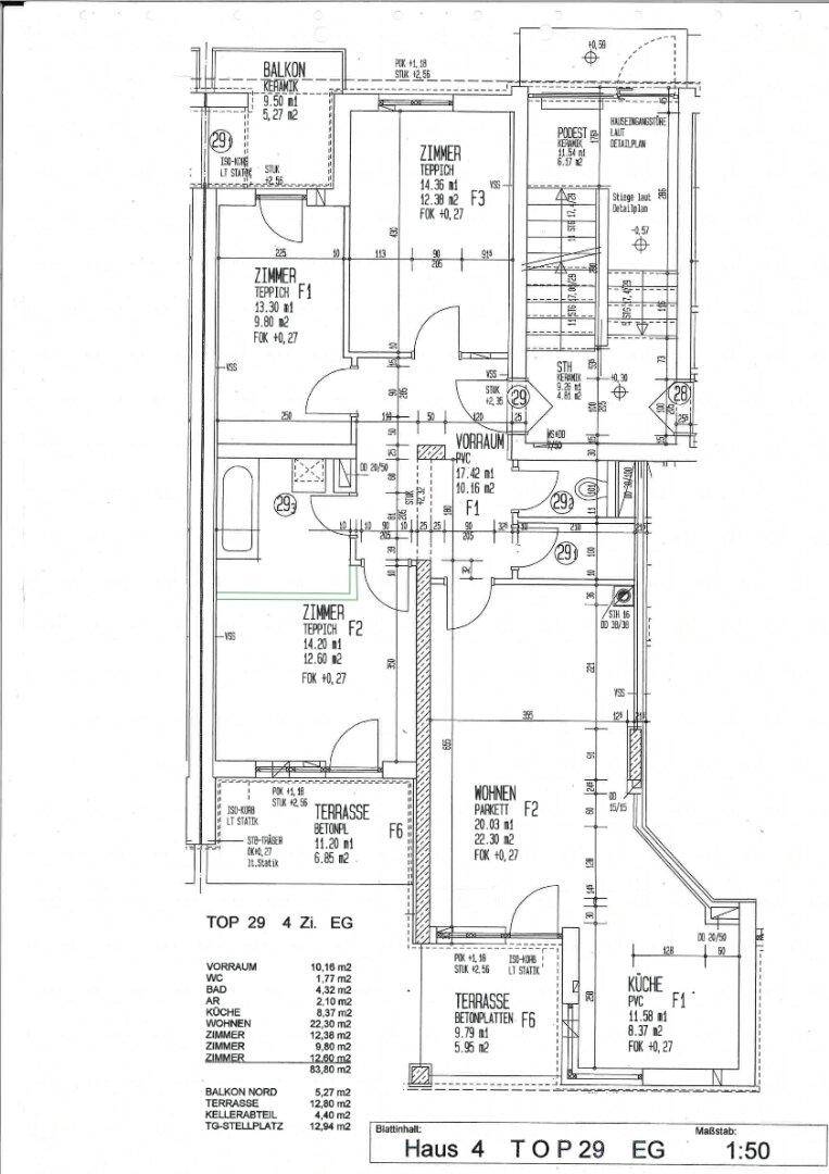 Grundriss einer 4-Zimmer-Erdgeschosswohnung mit Balkon, zwei Terrassen und separatem WC.