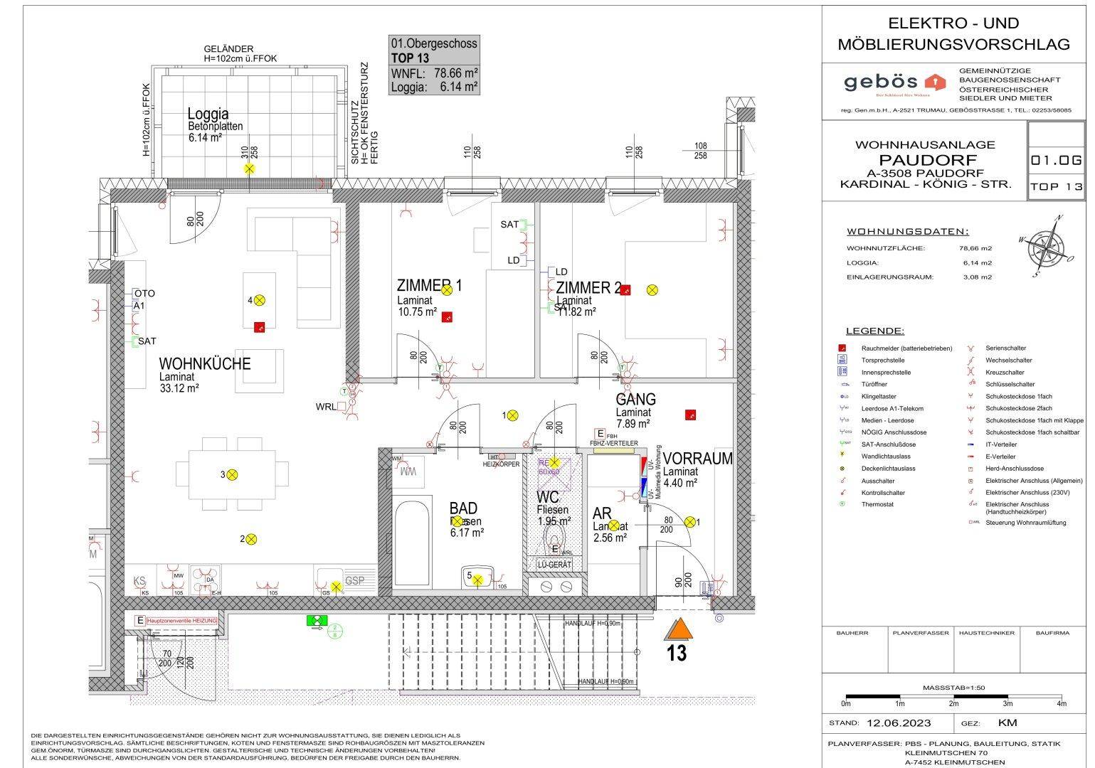 Detaillierter Grundriss einer Wohnung mit Wohnküche, zwei Zimmern, Bad, separatem WC und Loggia.