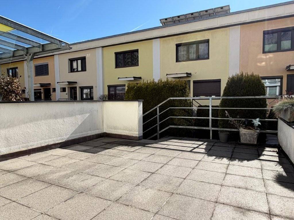 Reihenhaus mit Terrasse, Garten und herrlichem Bergblick in Völs zu verkaufen - Ansicht 3