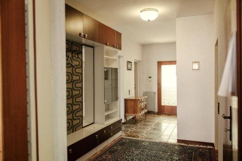 Vorraum_mit_Garderobe
