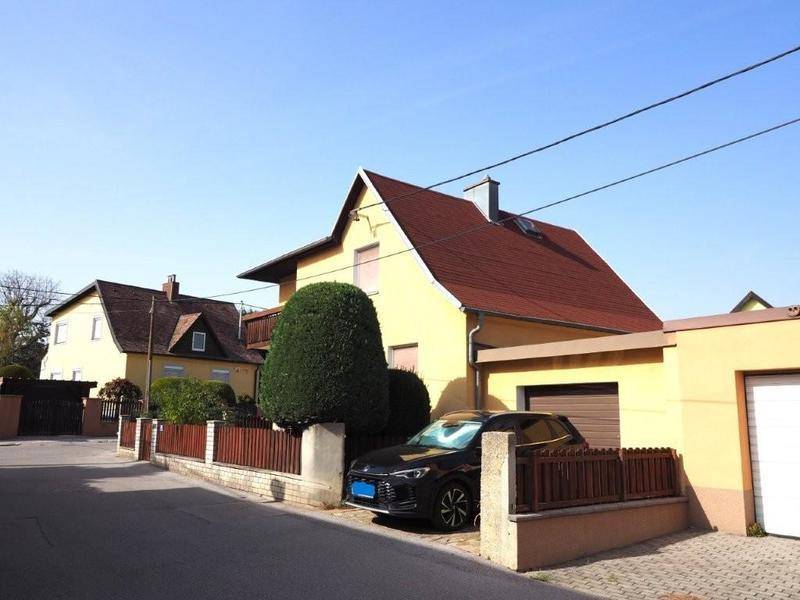 Haus_mit_Garage
