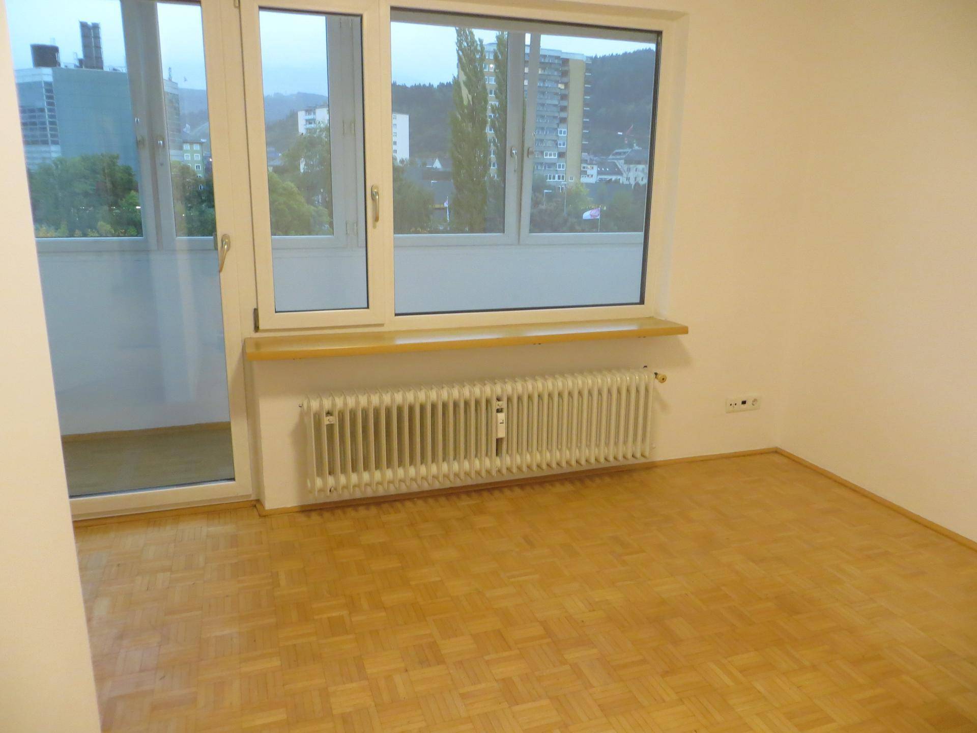 IBK-Hötting: Anlegerobjekt in UNI Nähe! Sanierte 3er Studenten WG-WHG mit 67m² Wnfl, Balkon und Keller! - Ansicht 3