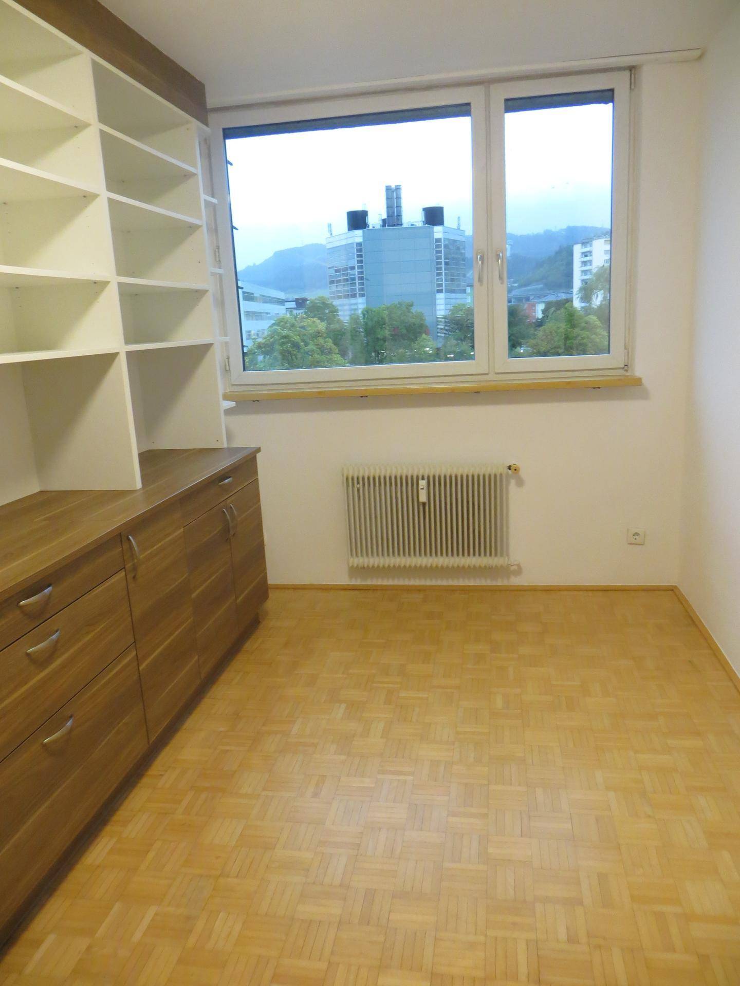 IBK-Hötting: Anlegerobjekt in UNI Nähe! Sanierte 3er Studenten WG-WHG mit 67m² Wnfl, Balkon und Keller! - Ansicht 5