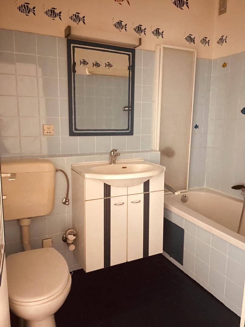 6 Badezimmer