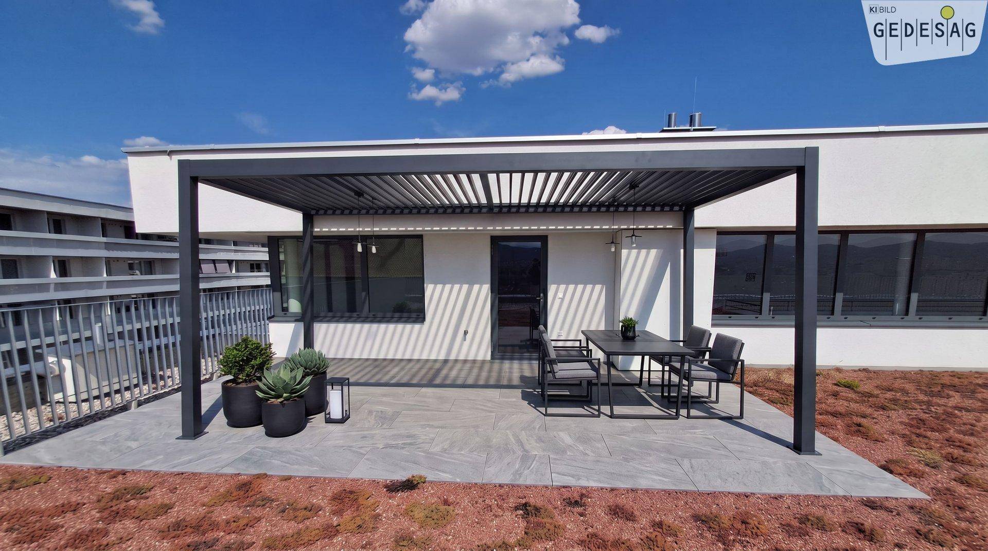 Moderne Dachterrasse mit Pergola und Gartenmöbeln, ideal für entspannte Stunden im Freien.