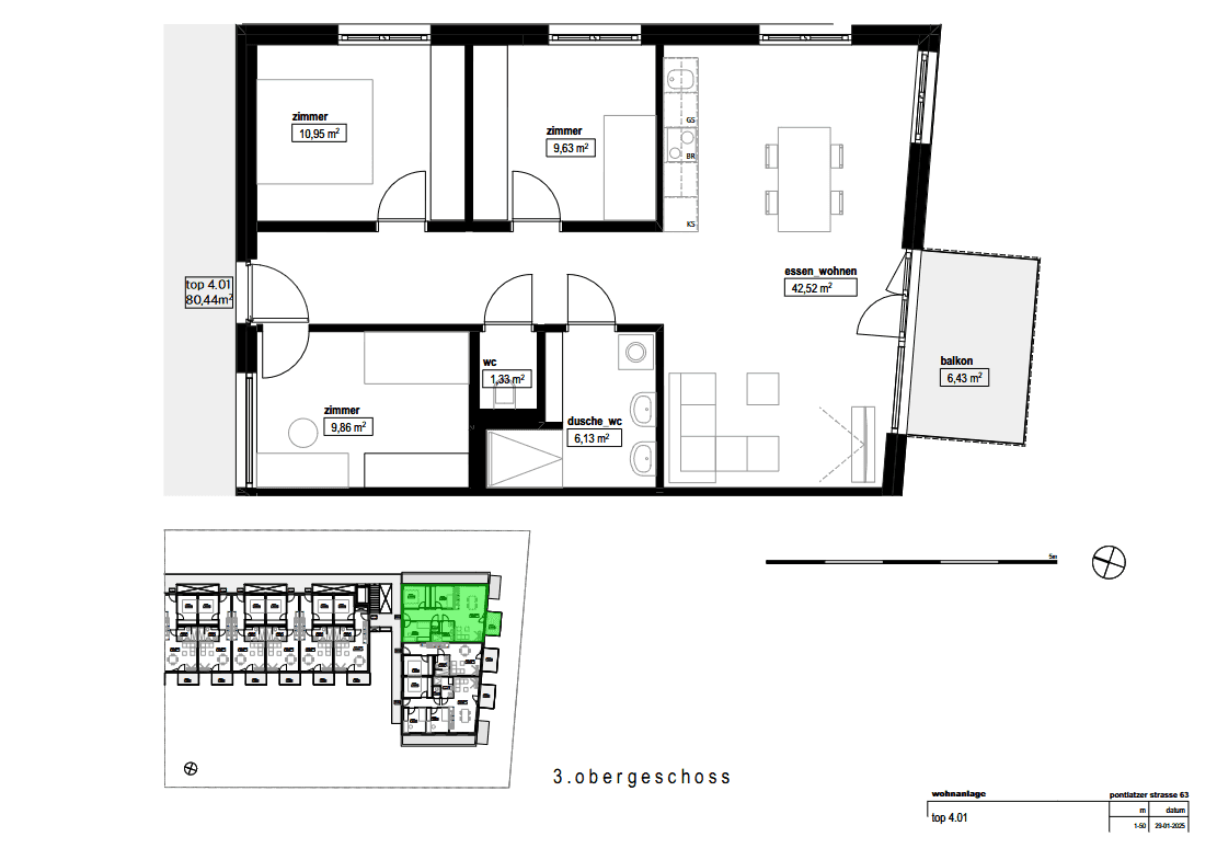 Grundriss einer Wohnung mit drei Zimmern, offenem Wohnbereich, Badezimmer mit Dusche, separatem WC und Balkon.