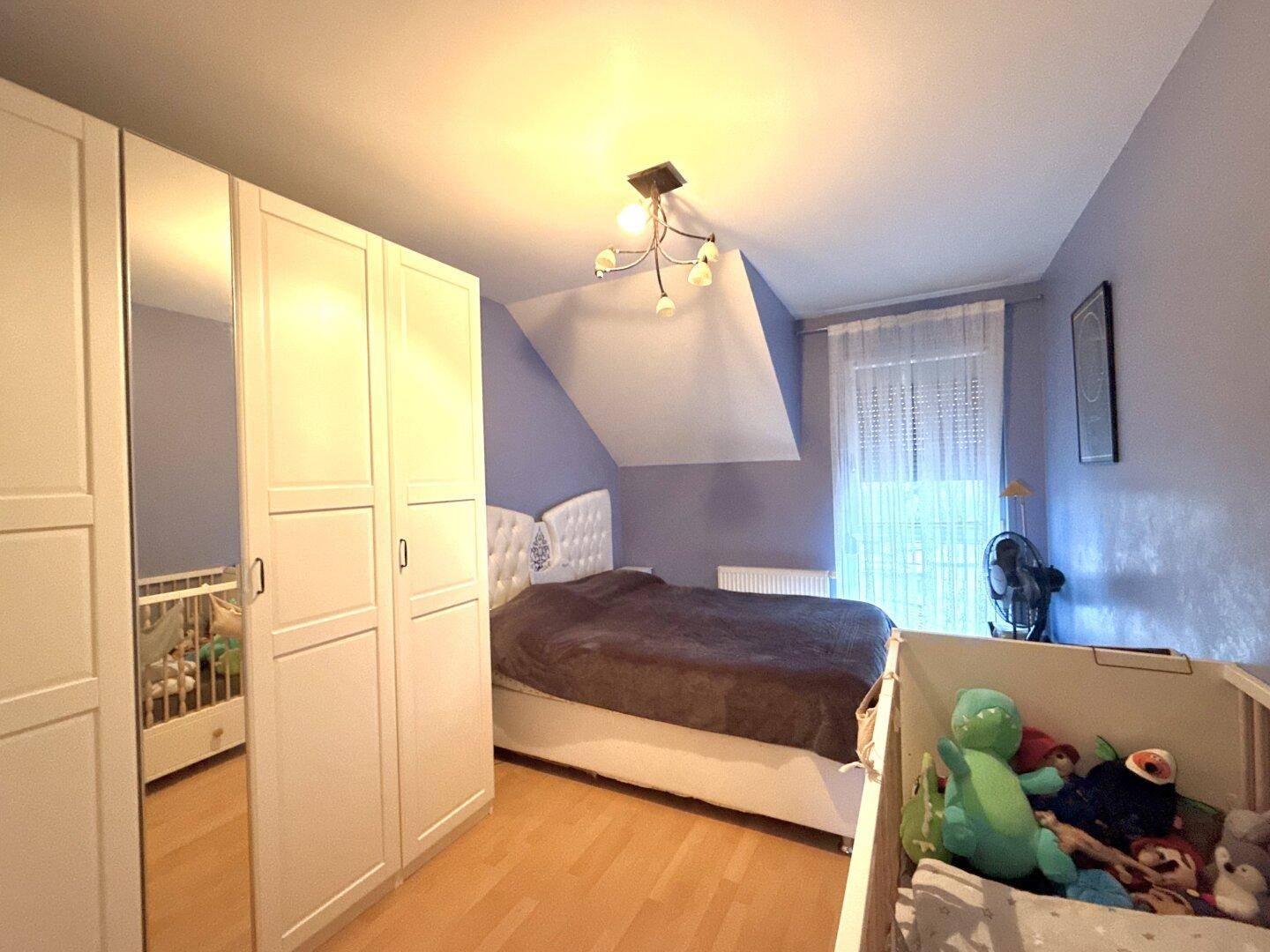 Schlafzimmer 1