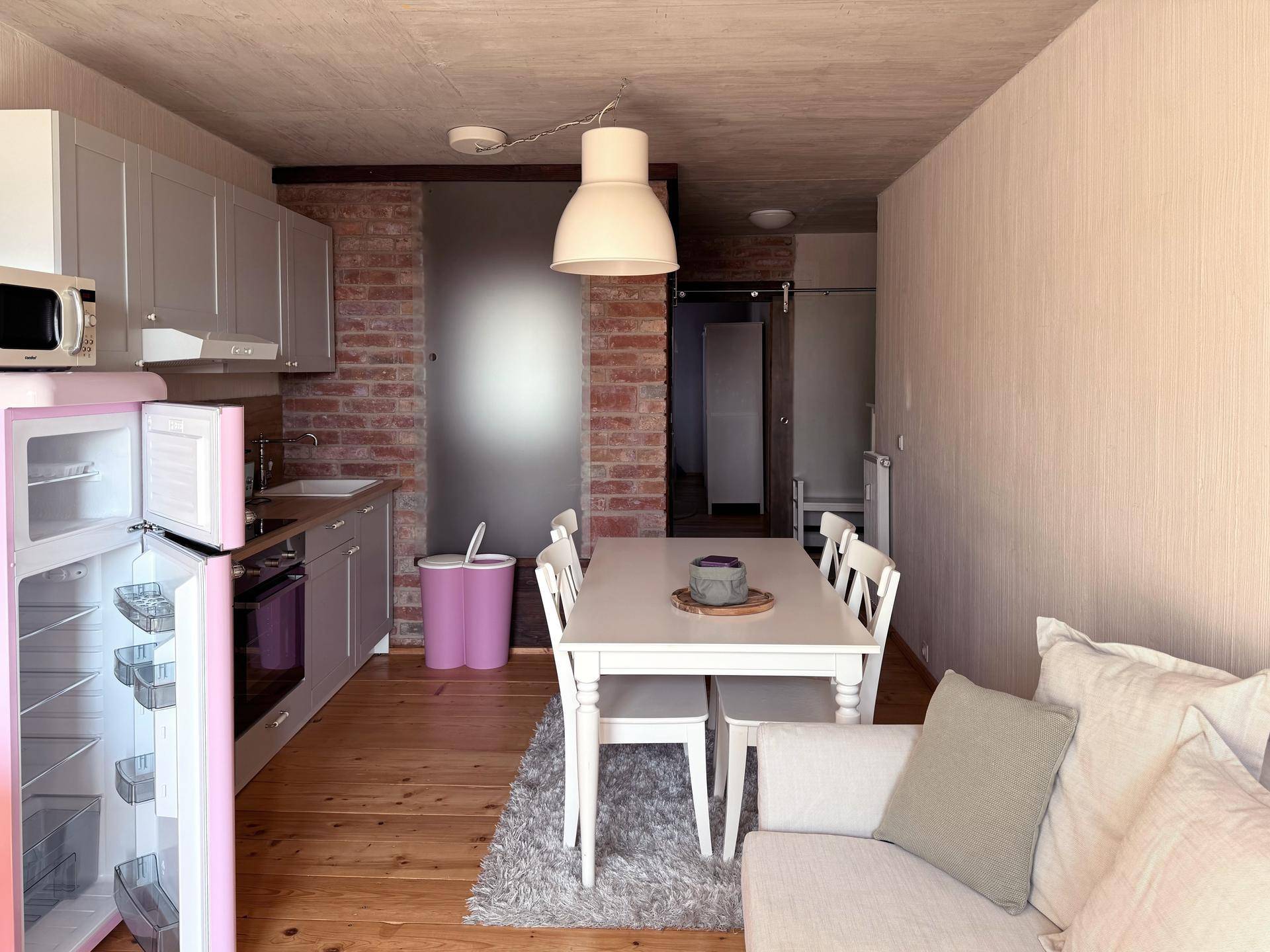 Ruhig gelegene 2 Zimmer Wohnung nahe Schönbrunn - Ansicht 2