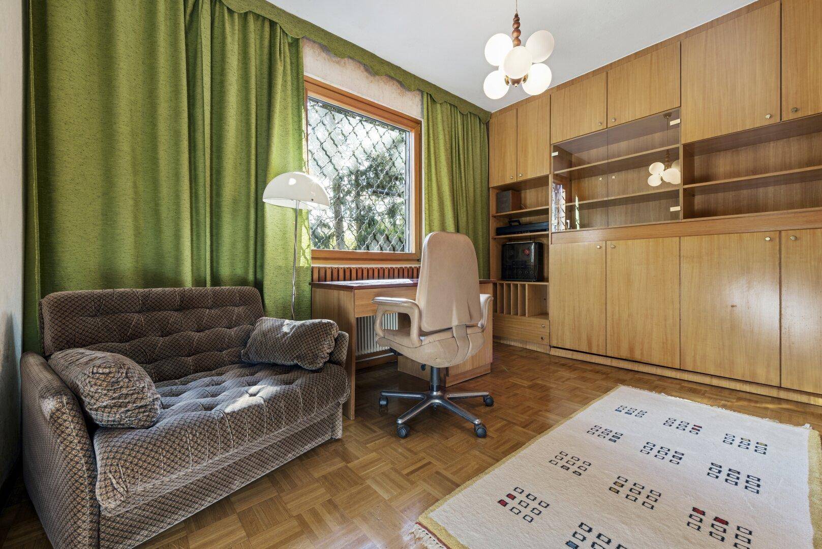 Arbeitszimmer