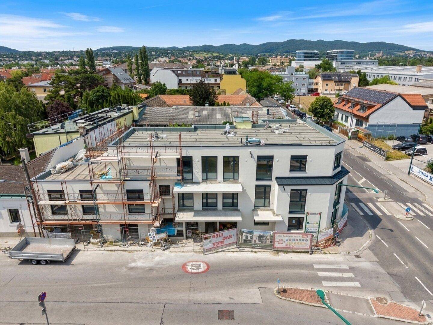 ANLEGER AUFGEPASST - JF2 - Moderne 4-Zimmer-Wohnung mit Balkon und Dachterrasse - TOP 6 – pohled 2