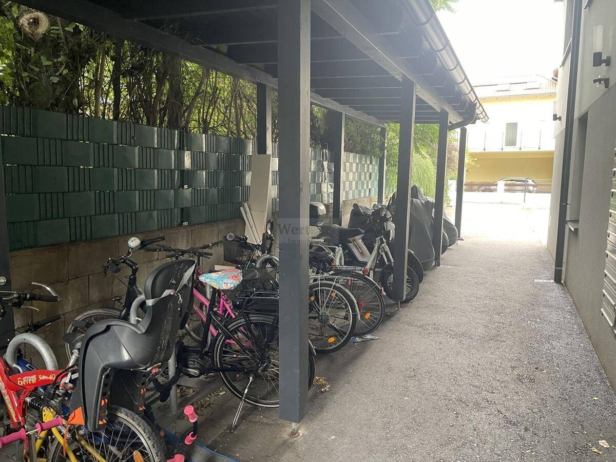 Fahrradabstellplatz