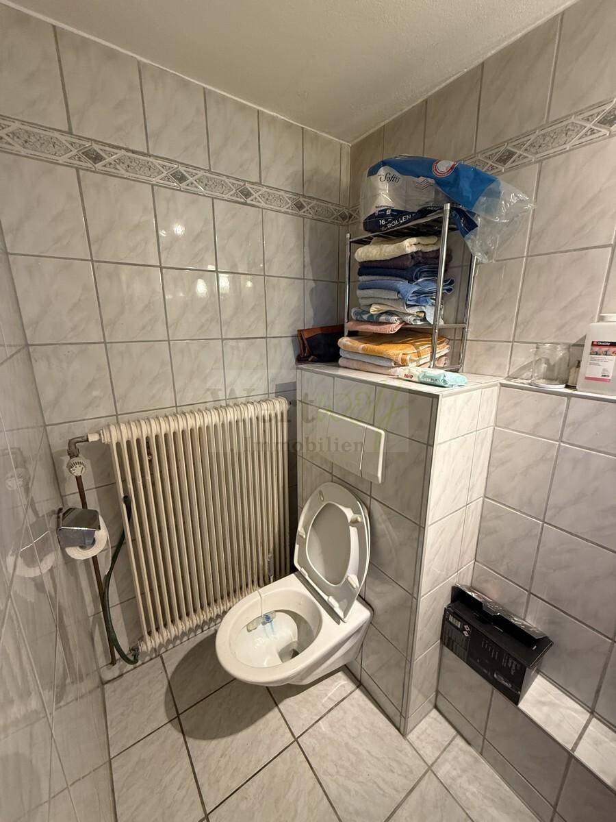EG - WC