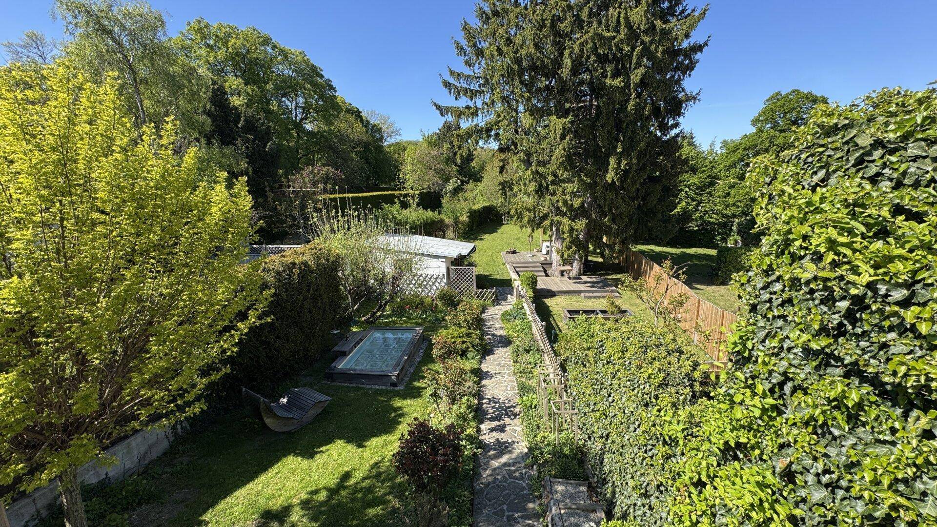 EINZIGARTIGES LIEBHABEROBJEKT! Entzückendes, generalsaniertes "Winzerhaus" am Gießhübl mit traumhaftem Garten, Carport, Wintergarten, Terrasse, Weinkeller, Gartenhaus (um 95 m² erweiterbar), Salettl, uvm. - Widok 5