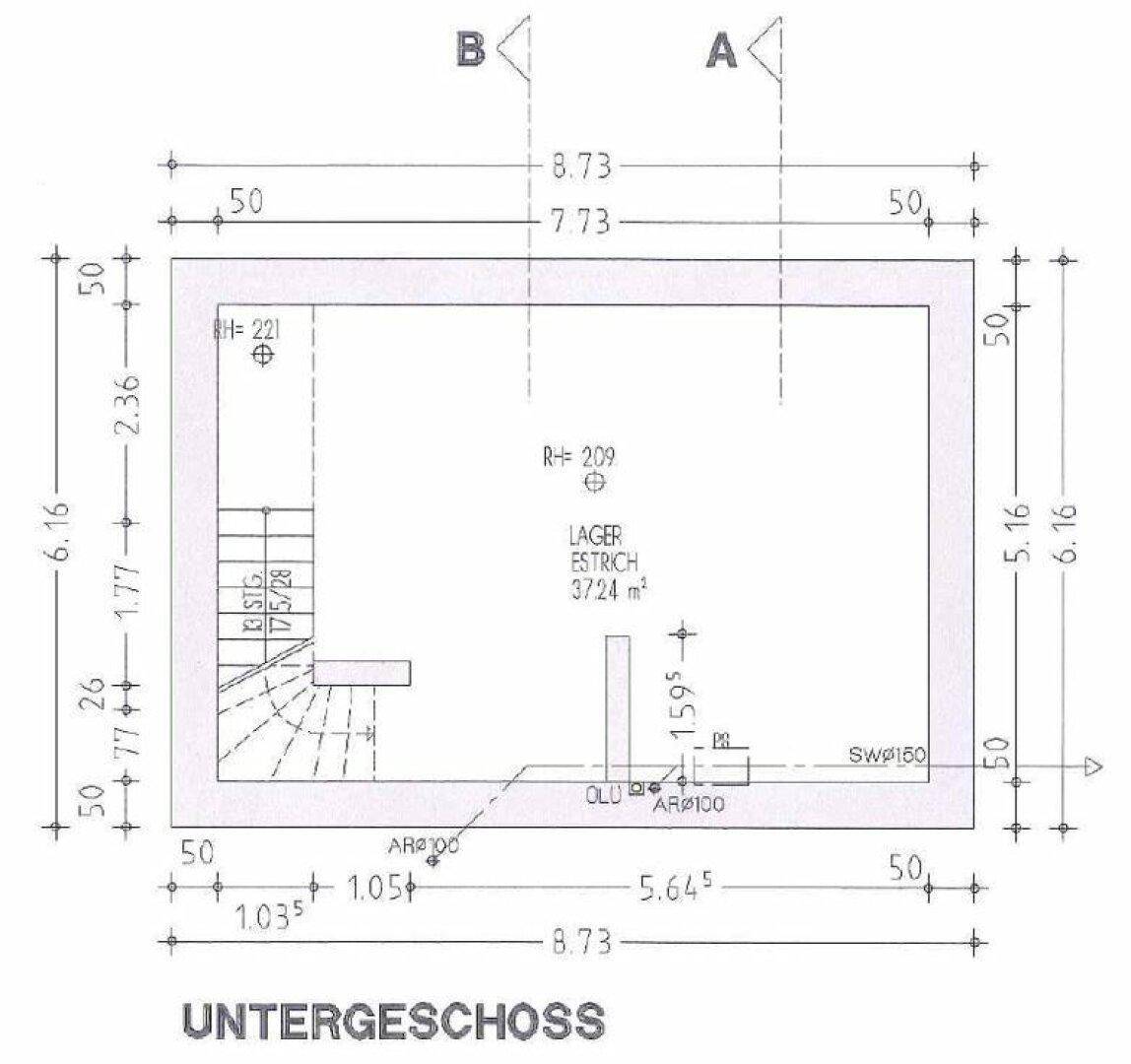 Grundriss des Untergeschosses mit Lagerfläche und Treppenhaus.