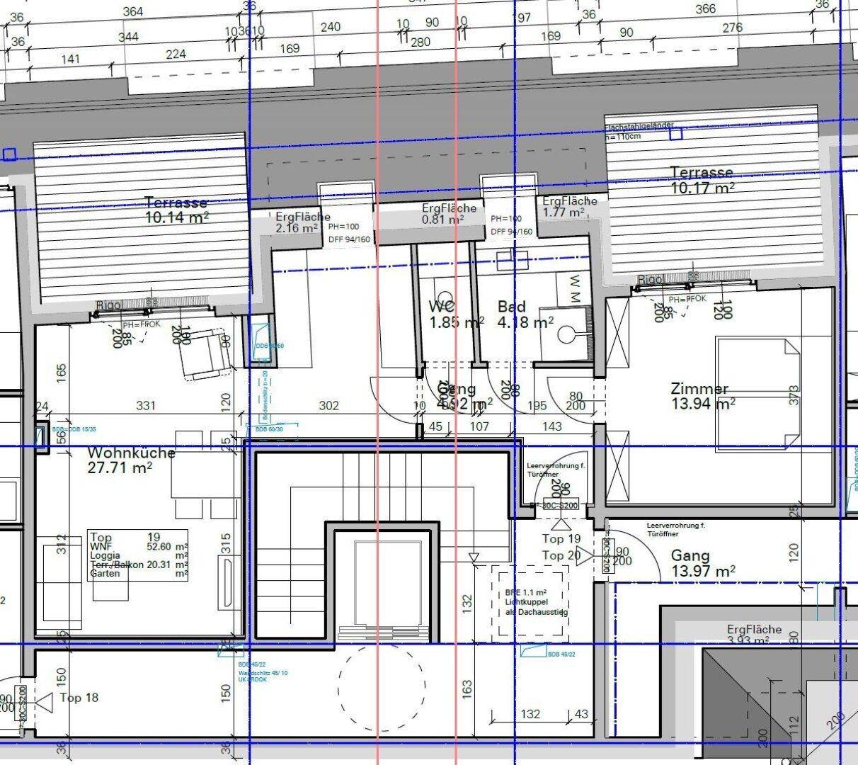 Grundriss einer Wohnung mit Wohnküche, Zimmern, Terrasse, Loggia und Balkon.