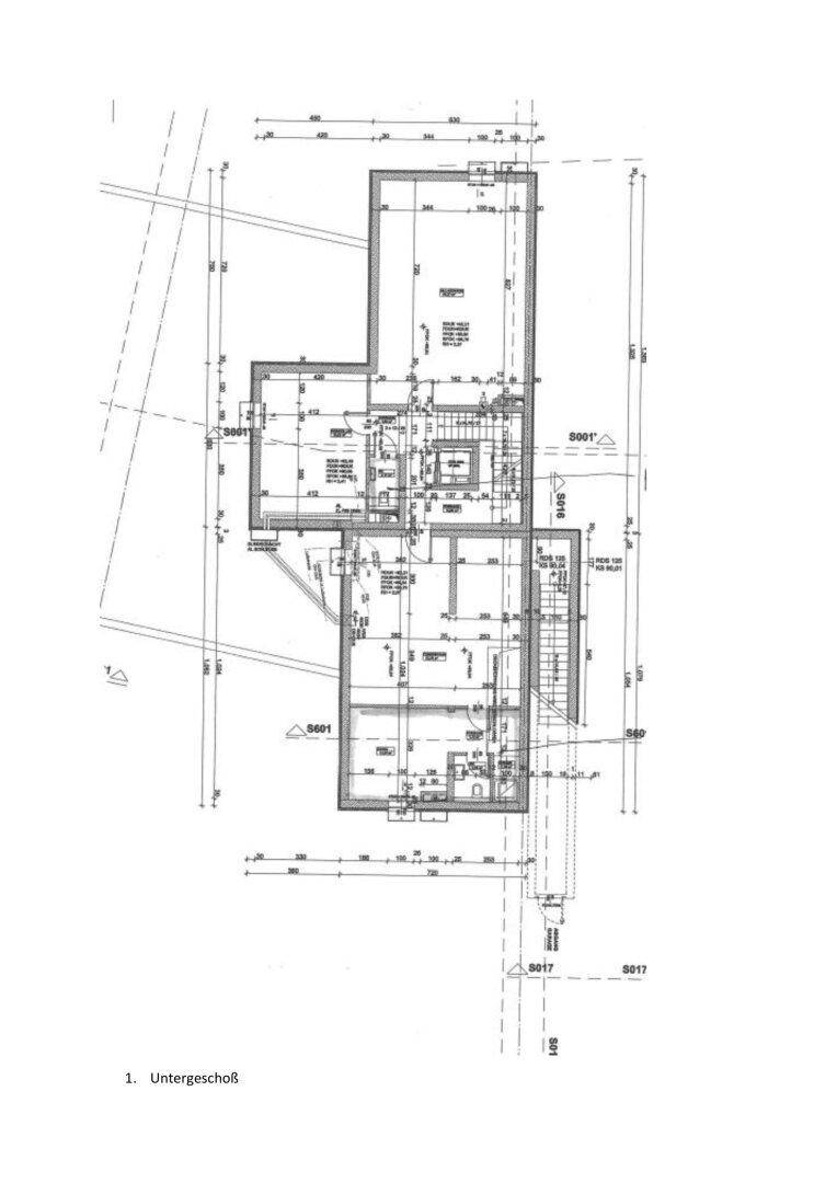 Grundriss des ersten Untergeschosses mit Technikräumen und Abstellflächen.