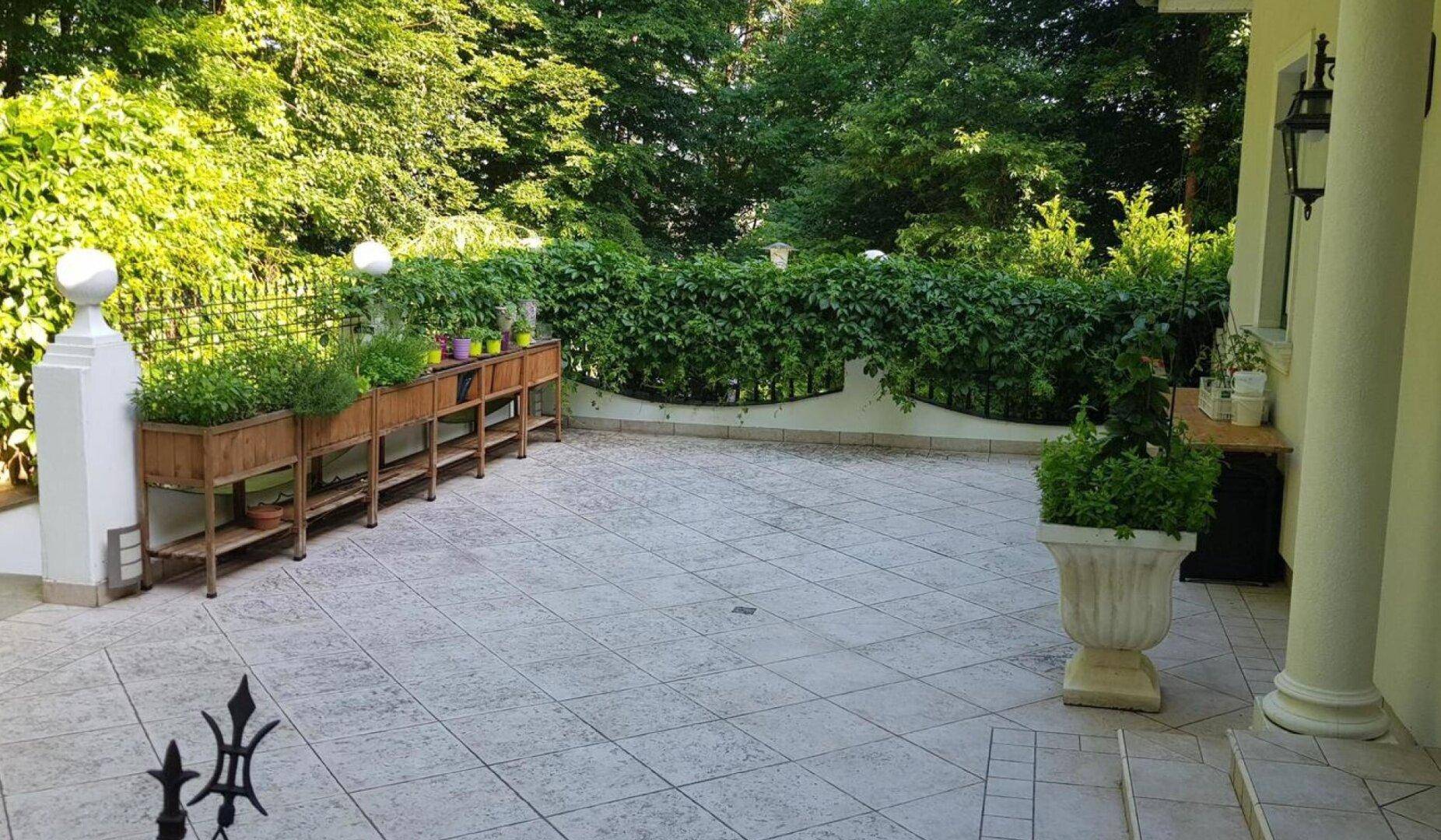 Wunderschöne Villa mit Pool und weitläufigem Grundstück, Nähe Pressbaum by Lifestyle Properties