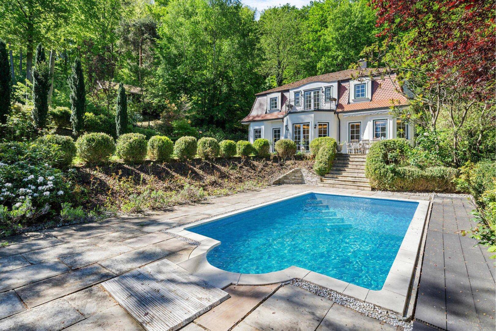 Wunderschöne Villa mit Pool und weitläufigem Grundstück, Nähe Pressbaum by Lifestyle Properties