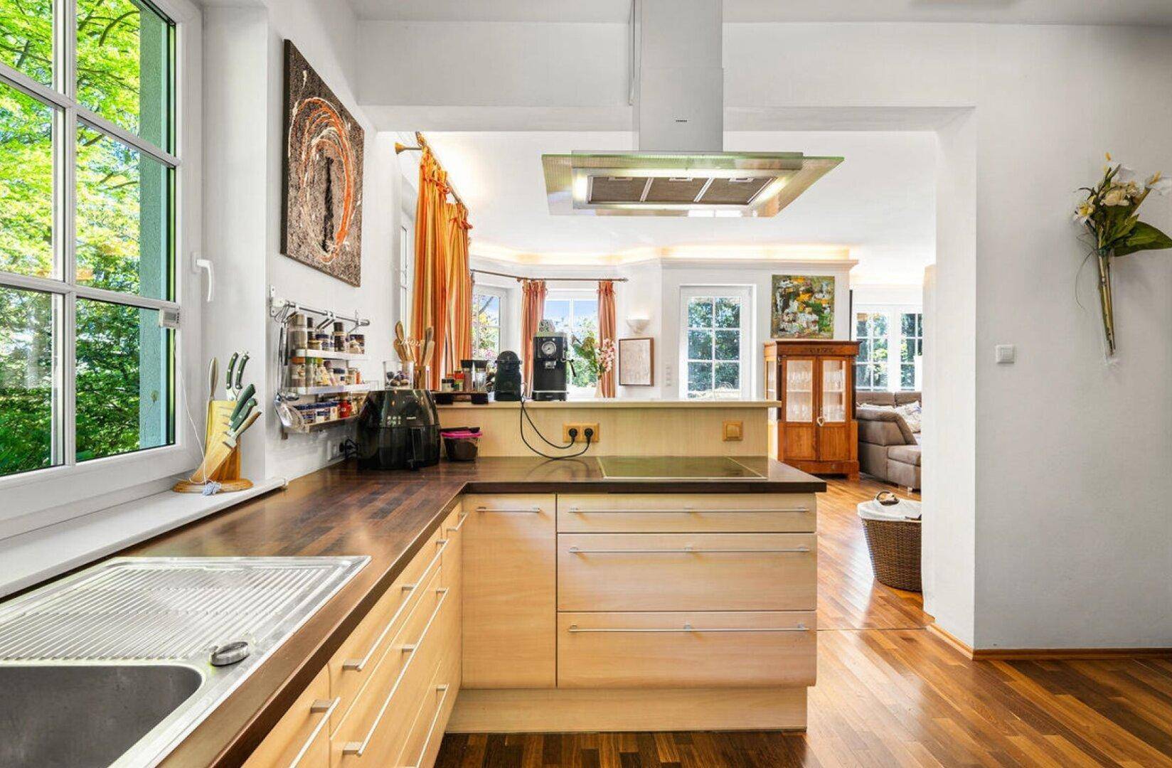 Wunderschöne Villa mit Pool und weitläufigem Grundstück, Nähe Pressbaum by Lifestyle Properties