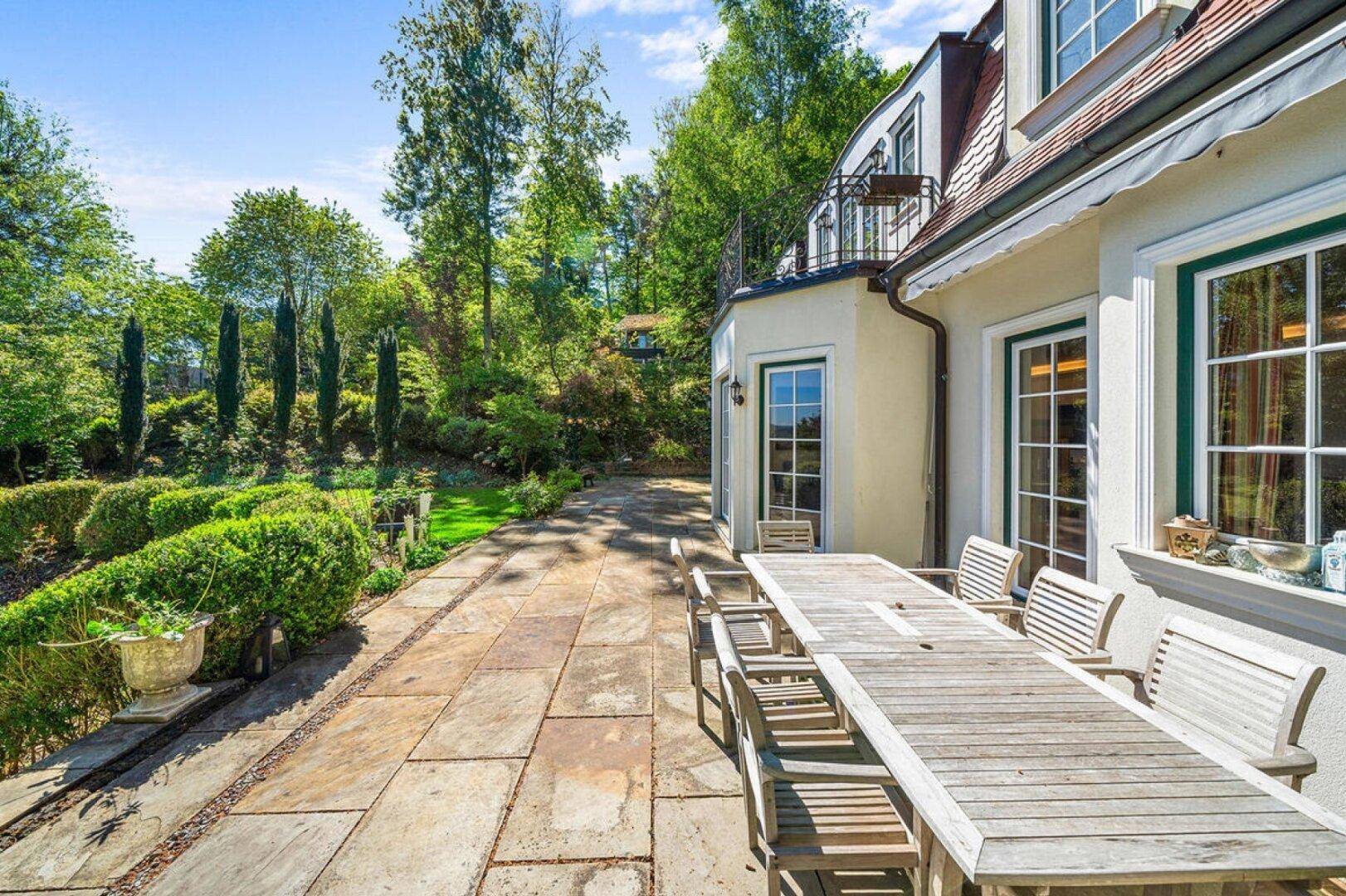 Wunderschöne Villa mit Pool und weitläufigem Grundstück, Nähe Pressbaum by Lifestyle Properties