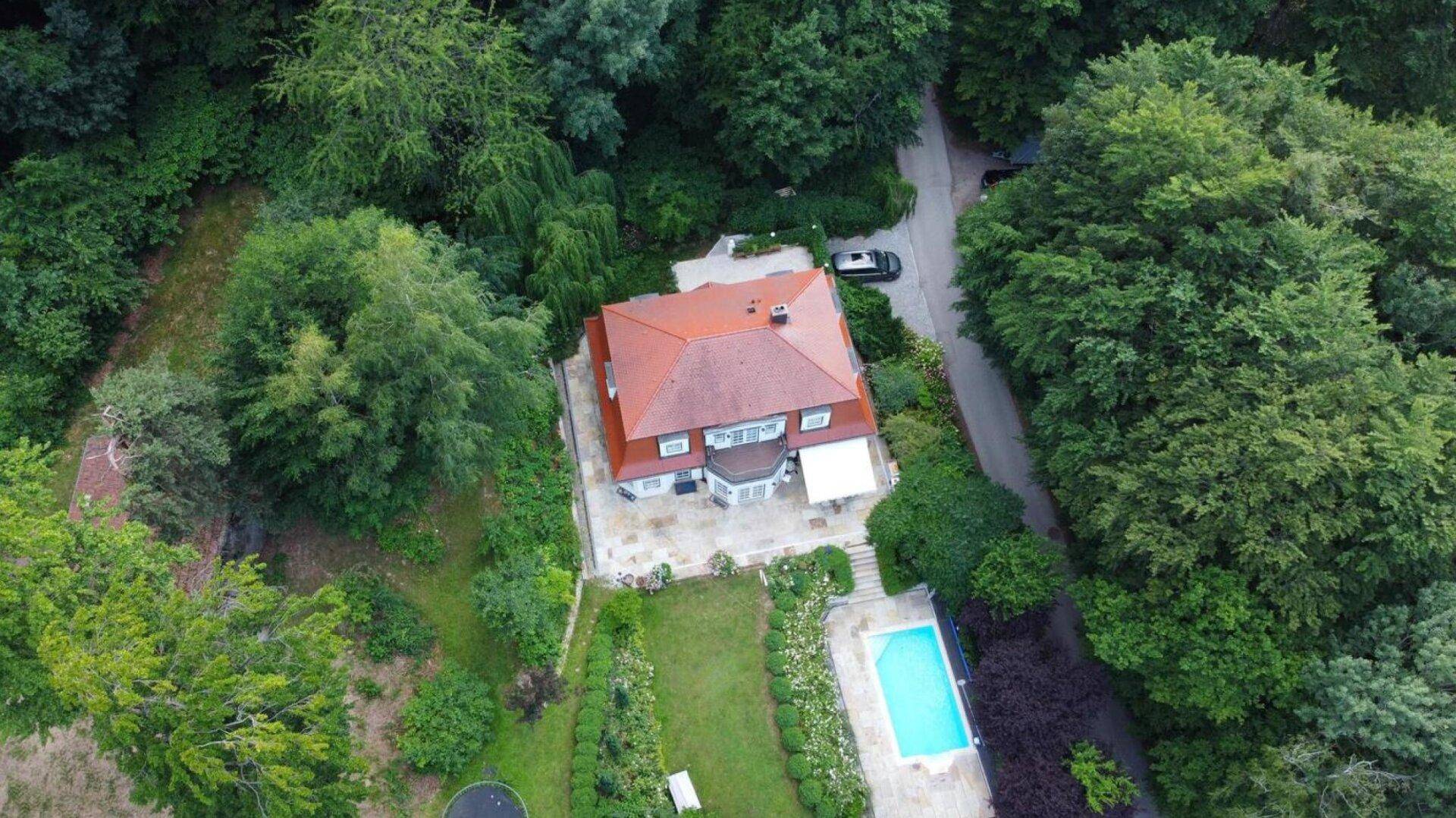 Wunderschöne Villa mit Pool und weitläufigem Grundstück, Nähe Pressbaum by Lifestyle Properties