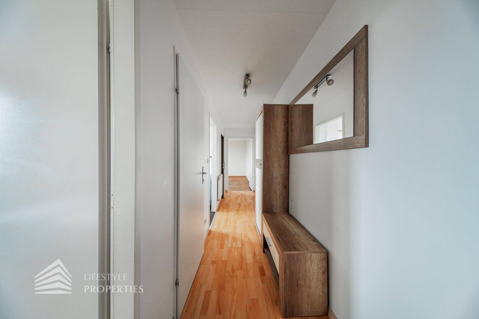 Schöne 2-Zimmer Wohnung, Nähe Meiselmarkt - Mehr