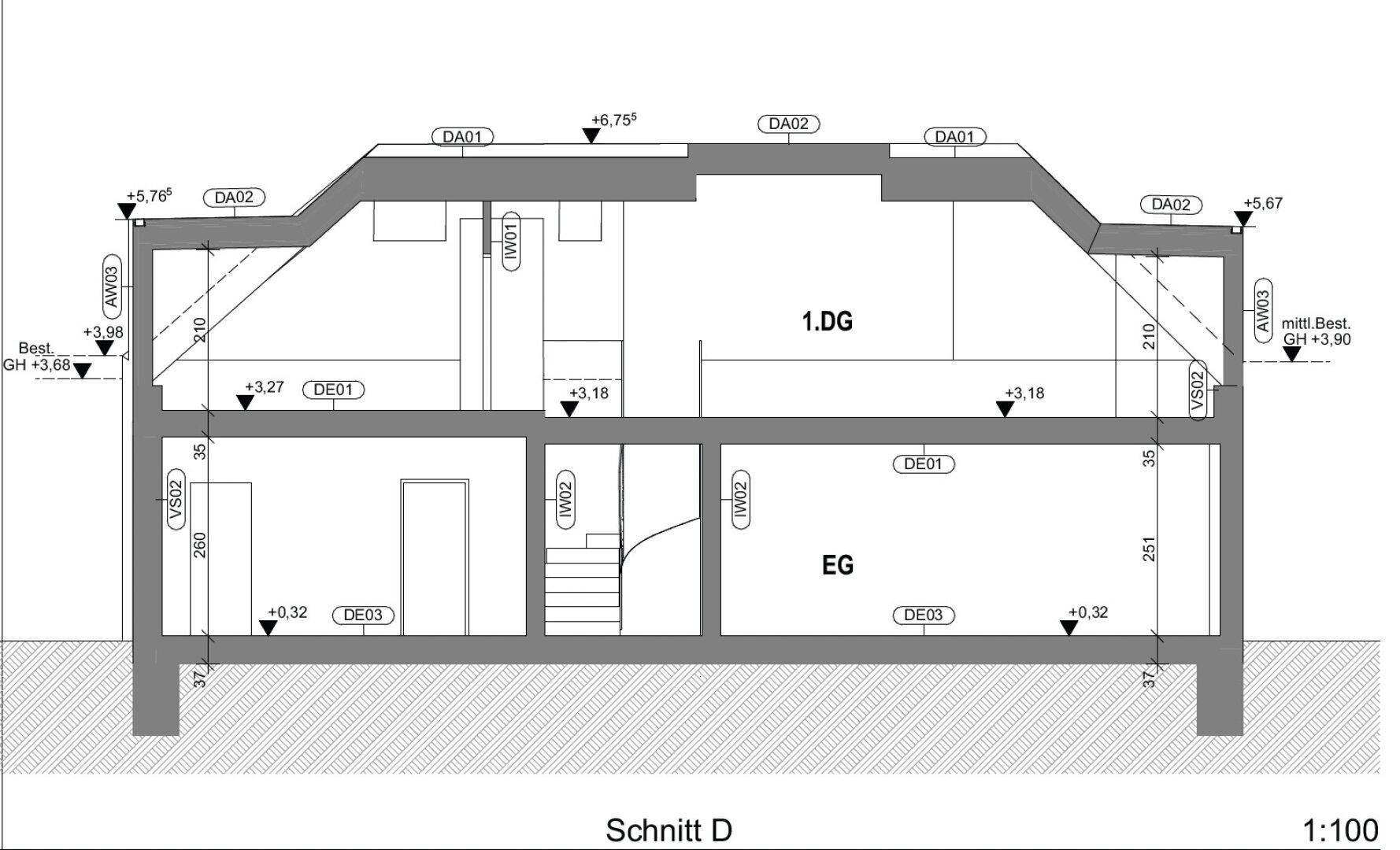 Architektonischer Schnitt D des Gebäudes, der die interne Struktur und die Dachschrägen veranschaulicht.