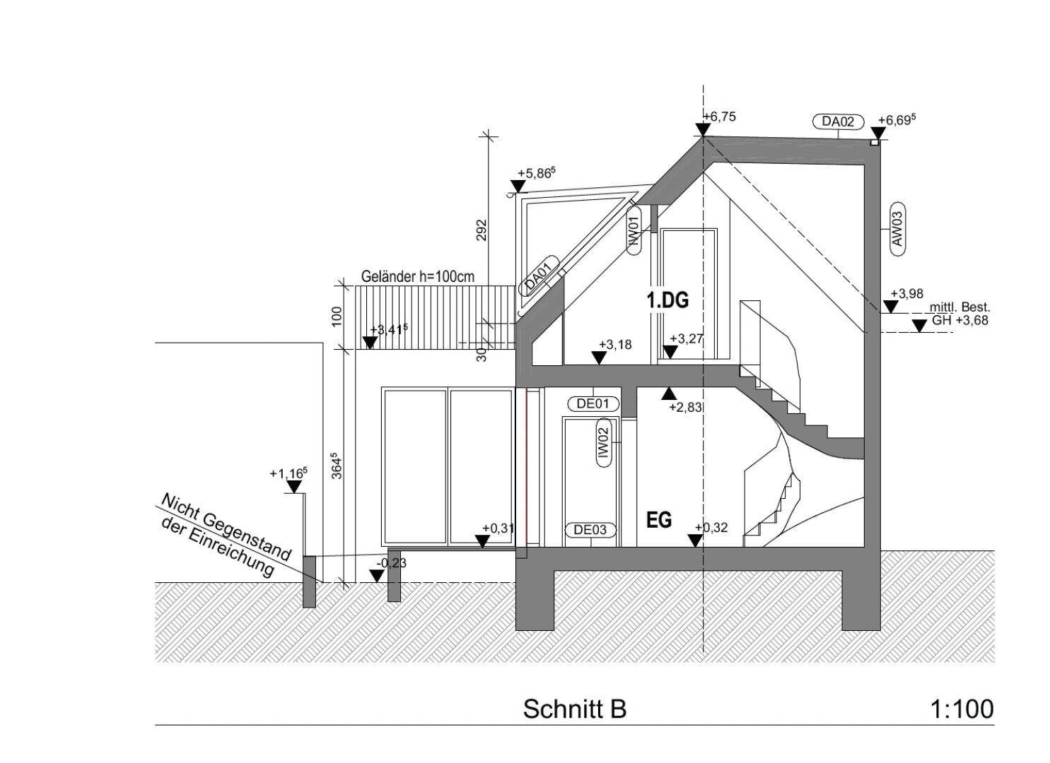 Architektonischer Schnitt B des Gebäudes, der die Treppen und Geschosse im Detail darstellt.