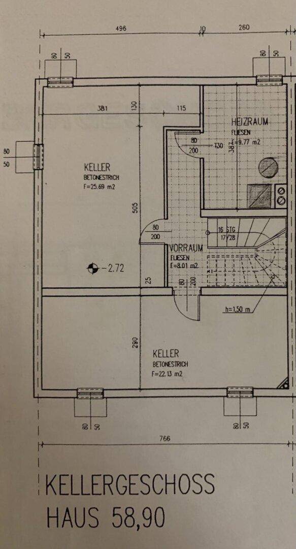 Grundriss des Kellergeschosses mit Heizraum und weiteren Kellerräumen.