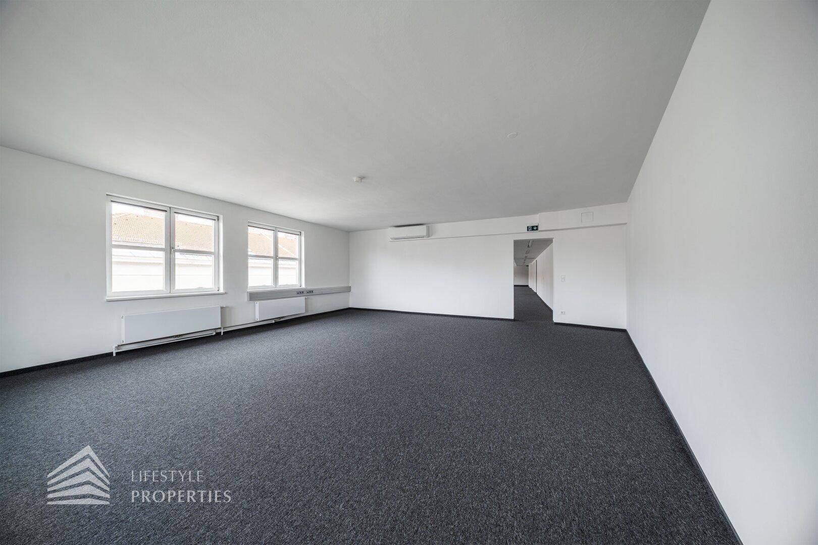 Erstbezug! Geräumiges 5-Zimmer Büro in Toplage - Widok 4