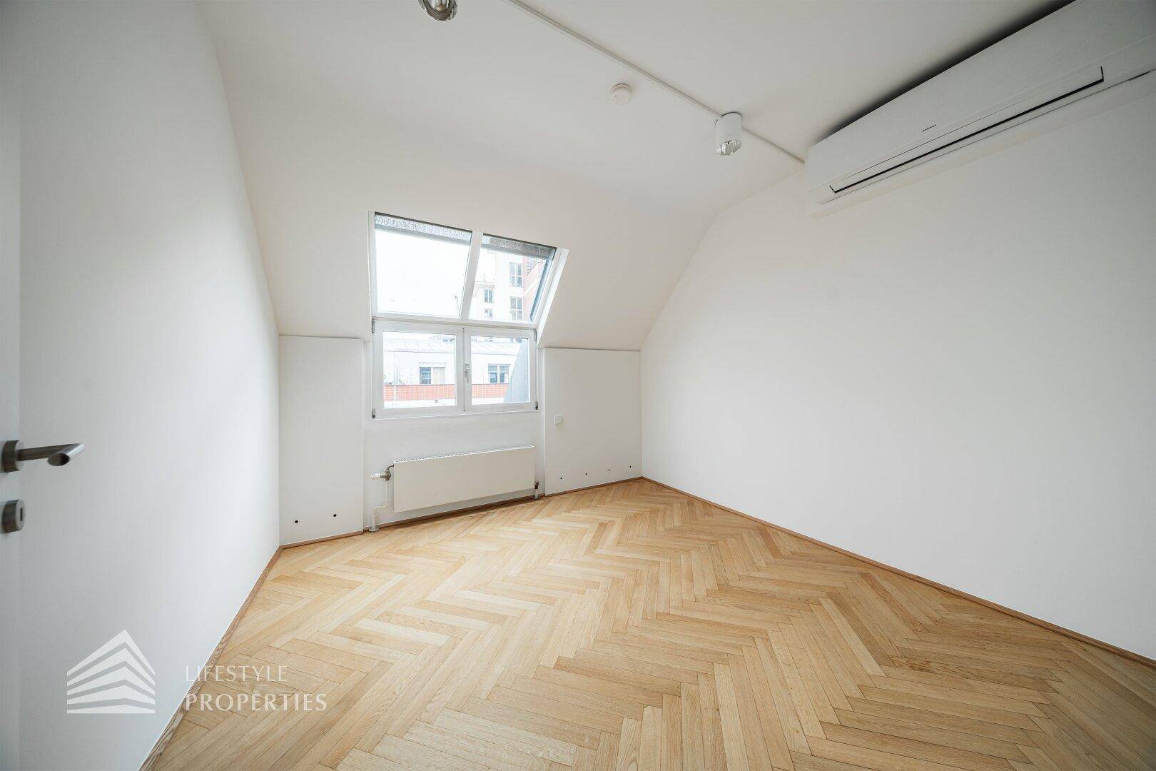 Erstbezug! Renoviertes 6-Zimmer Büro in Toplage - Ansicht 4